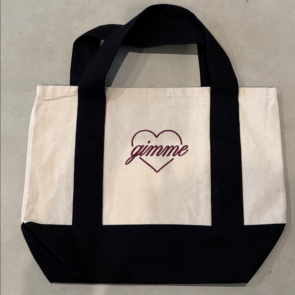 Sale!! New Gimme Heart Mini Tote Bag